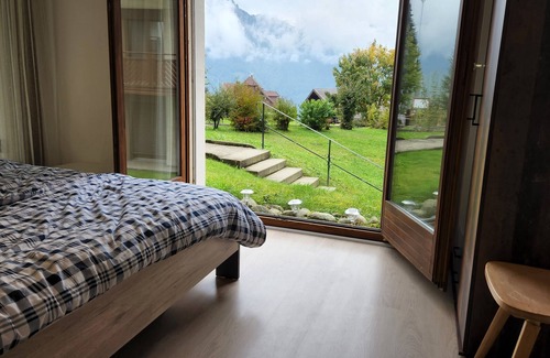 Ruetli Appartement | Ferienwohnung Solohike - Tolle Lage am Vierwaldstätter See