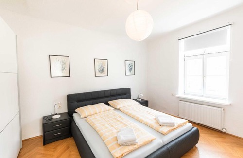 Sankt Polten Appartement | Ferienwohnung St. Pölten Rathausplatz