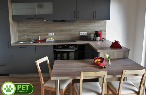 Riedenburg Appartement | Ferienwohnung Tachenstein mit Terrasse