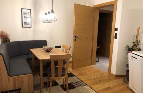 Medraz Appartement | Ferienwohnung Talblick