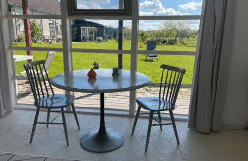 Saal Maison | Ferienwohnung Teehaus