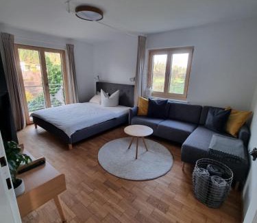 Toster Appartement | Ferienwohnung Tostner Burgblick