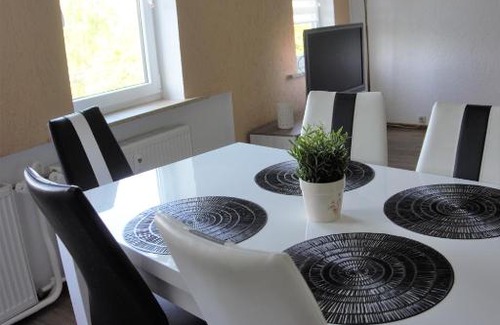Ilmenau Appartement | Ferienwohnung TrautesHeim - Parkplatz gratis