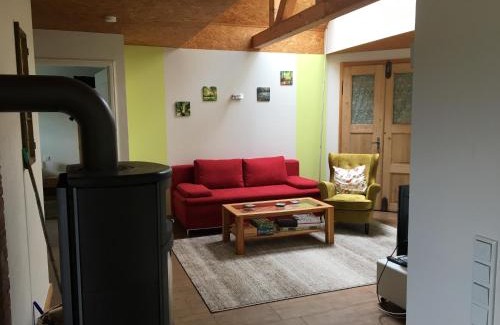 Marienrachdorf Appartement | Ferienwohnung Turmblick