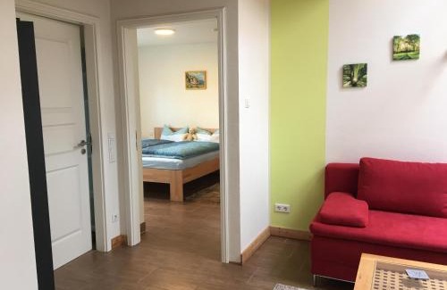 Marienrachdorf Appartement | Ferienwohnung Turmblick