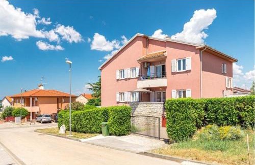 Dajla Appartement | Ferienwohnung Villa Pinta Mit Großem Garten
