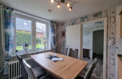 Neßmersiel Appartement | Ferienwohnung Villa Totti Lucas Stube