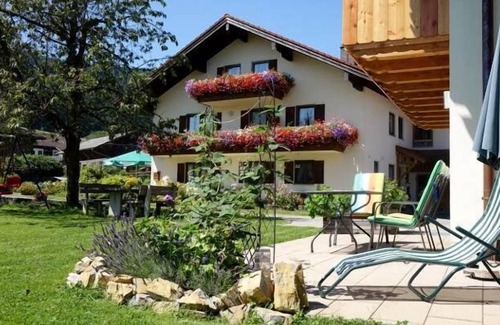 Ainring Appartement | Ferienwohnung Watzmann