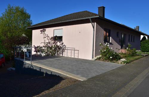 Ockfen Appartement | Ferienwohnung Zum Geisberg