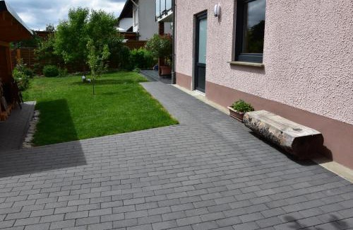 Ockfen Appartement | Ferienwohnung Zum Geisberg