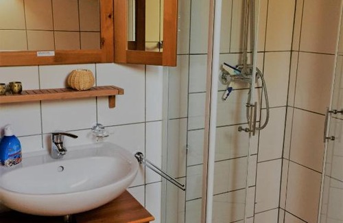 Friesdorf Appartement | Ferienwohnung "Zum Schlossblick"