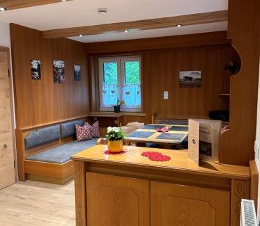 Reutte Appartement | Ferienwohnungen LODGE-B