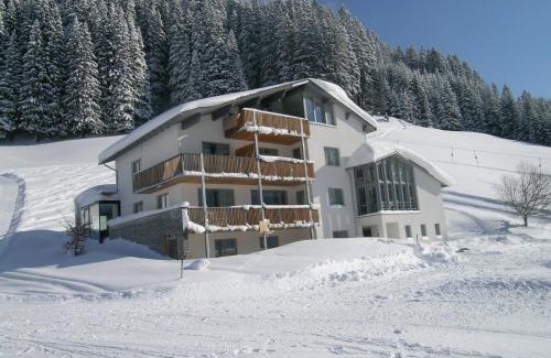 Damuels Appartement | Ferienwohnungen Abel