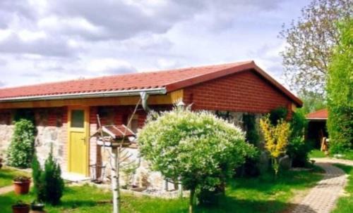 Buelow Appartement | Ferienwohnungen am Malchiner See