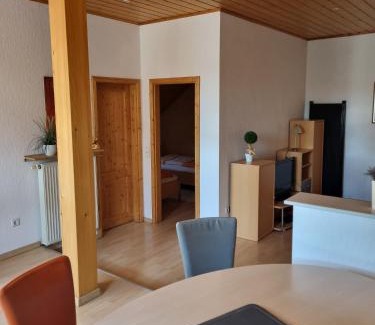 Minfeld Appartement | Ferienwohnungen Hock
