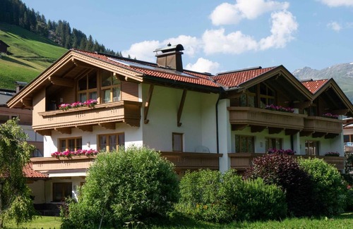 Juns Appartement | Ferienwohnungen Magdalena