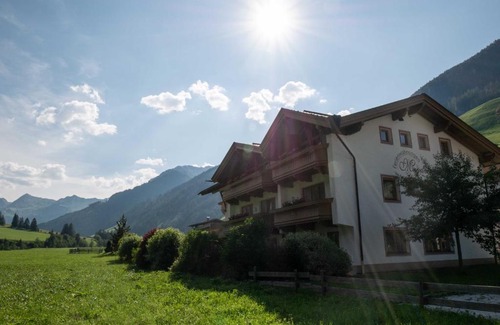 Juns Appartement | Ferienwohnungen Magdalena