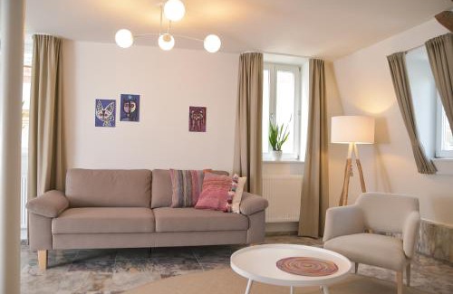 Merzig Appartement | Ferienwohnungen Stadt Merzig Appartement Piatti und Appartement Bücherliebe