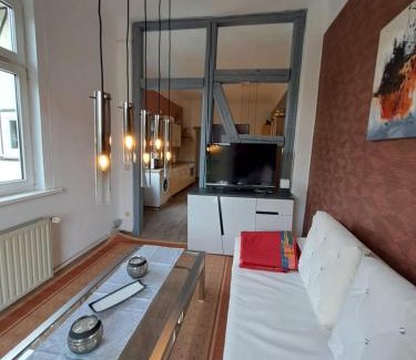 Mühlhausen Appartement | Ferienwohnungen Vogelnest zentral in Mühlhausen mit Pool