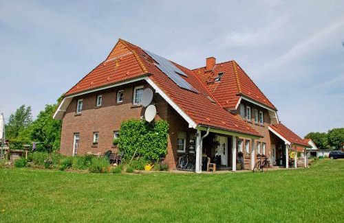 Lancken-Granitz Maison | Ferienwohnungen zum Neuensiener See P