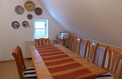 Nardevitz Appartement | Ferienwohungen im Feriengarten DG