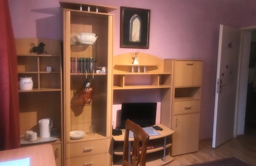 Reinhardshausen Maison | Ferienzimmer Rogi