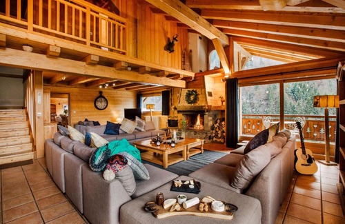 Montriond Chalet De Ski | Ferme A Jules - Stunning Farmhouse sleeps up to 26