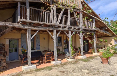 Lavit Lit Et Petit-Déjeuner | Ferme ahoco chambre d'hôtes résidence d'artistes