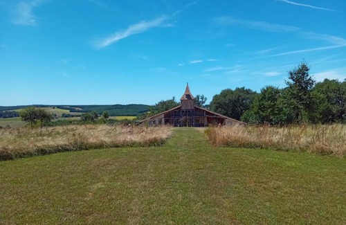 Lavit Lit Et Petit-Déjeuner | Ferme ahoco chambre d'hôtes résidence d'artistes