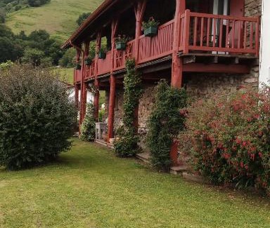 Saint-Michel Appartement | Ferme Ithurburia Hatton