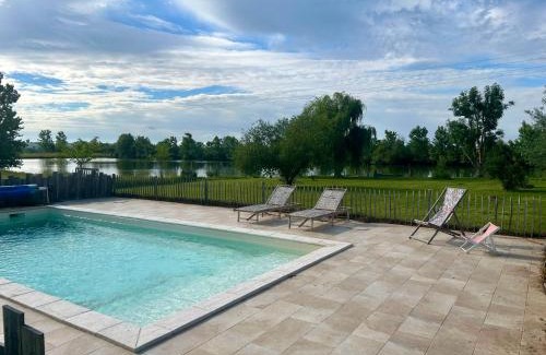 Castet-Arrouy Maison | Ferme rénovée 6 chambres, vue sur lac et piscine