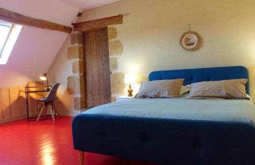 Lurcy-Levis Maison | Ferme restaurée 19ème siècle, gîte indépendant avec étang, proche du circuit de Lurcy-Lévis - FR-1-489-392