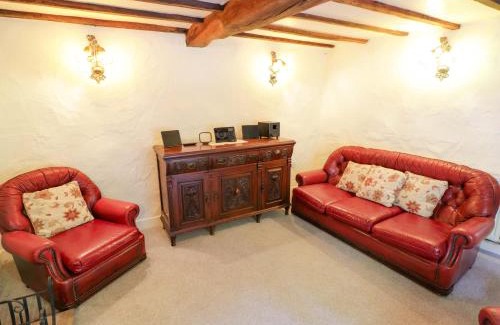 Cofton Hackett Maison | Fern Cottage