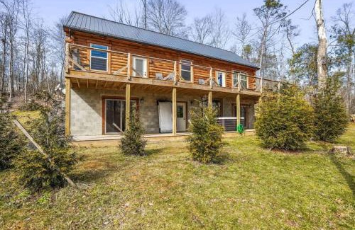 McArthur Maison | Fern Woods A modern take on Hocking Hills cabins