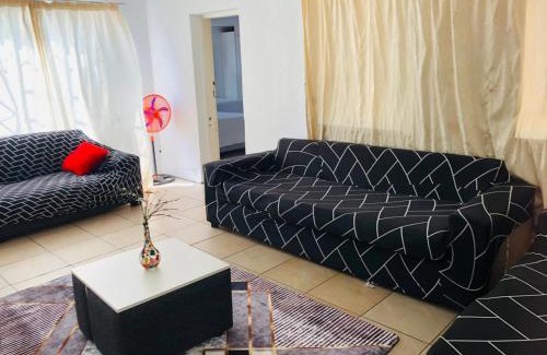Greater Johannesburg Metropolitan Area Maison | Ferndale guesthouse and party venue