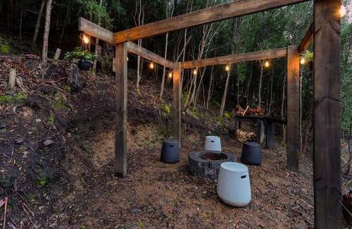 Hobart Maison | Fernvale Cottage - An Enchanting Mountainside Oasis