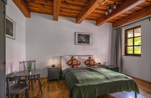 Csesznek Maison | Ferrata Guesthouse