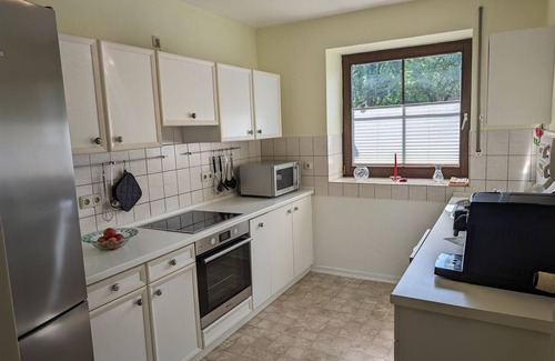 Balge Appartement | Fewo 110 m2 Nähe Weser / Weserradweg, Fahrrad, Schwimmen, Angeln, Dinopark