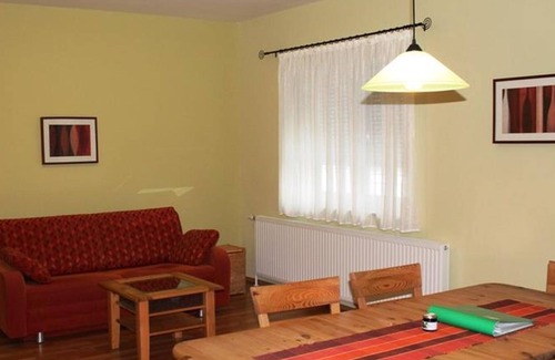 Gols Appartement | Fewo 2 Weinblüte - Ferienhof Weingut Lunzer