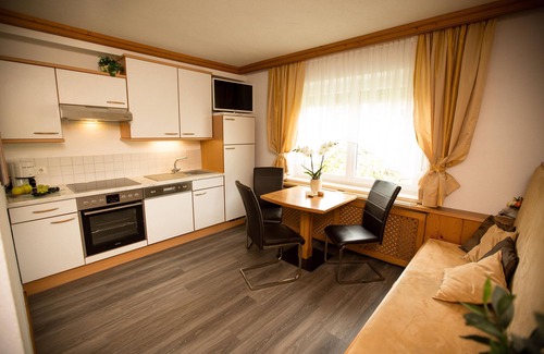 Schoerfling am Attersee Appartement | FEWO 3 - de luxe - Pension KNOLL am Attersee