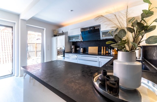 Emden Appartement | Fewo am Schwanenteich mit Dachterrasse