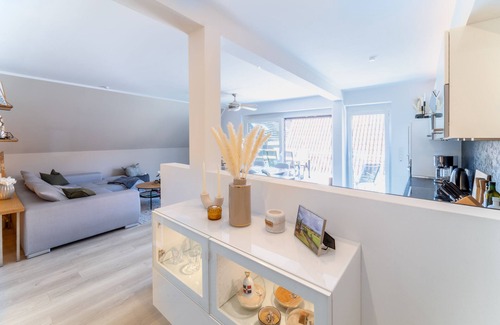 Emden Appartement | Fewo am Schwanenteich mit Dachterrasse