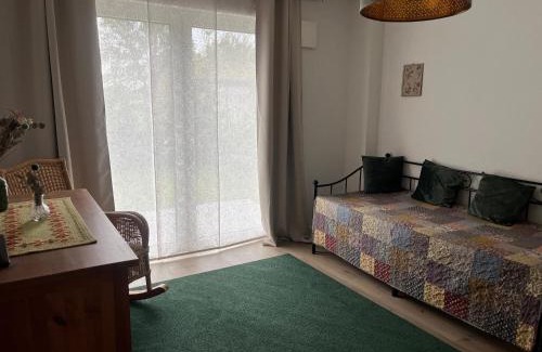 Brauel Appartement | FeWo Brauel am Nordpfad Zevener Geest - Ruhige, moderne 2 Zimmer Wohnung, Ladestation, Parkplatz, Wlan, Garten