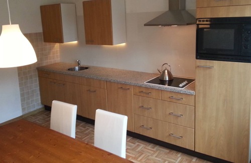 Landau Appartement | Appartement, rez-de-chaussée 70m2, salle de bain 2ZKB avec baignoire, 5 lits