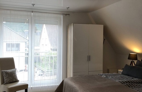 Beverungen Appartement | New modern **** FEWO on 100 square meters. Hiking, R1, Weser, Castle Corvey, Höxter
