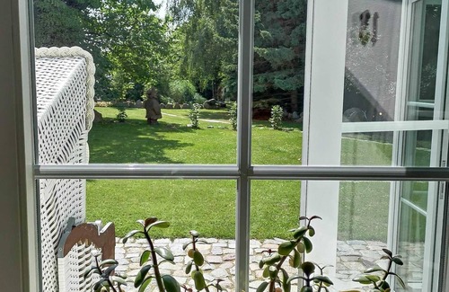 Wischuer Appartement | Fewo Freya in der Ostseeresidenz Gendarm - Fewo freya mit Wintergarten und Großen Garten Nahe der