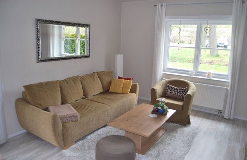 Kaegsdorf Appartement | FEWO Ginkgo, apartment 1 in Landhaus Ostseeblick