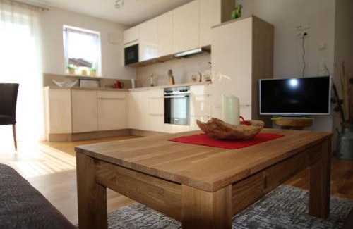 Kalzhofen Appartement | FeWo Glockenstüble mit Schwimmbad und Sauna
