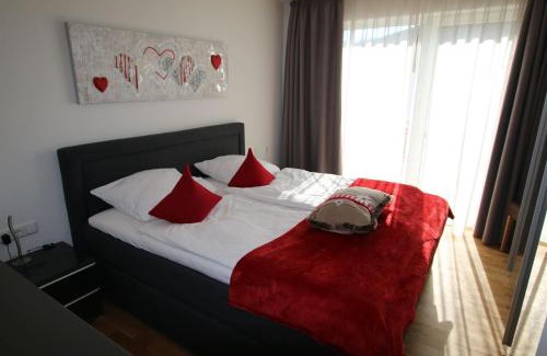 Kalzhofen Appartement | FeWo Glockenstüble mit Schwimmbad und Sauna