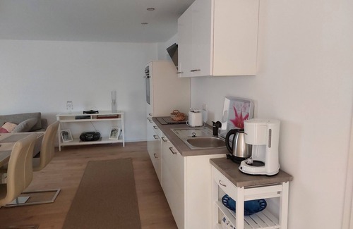 Althof Appartement | Fewo "klosterblick", Idyllische Lage, Ruhe Pur, 7 km zur Ostsee, Top-ausstattung